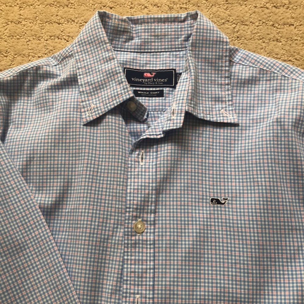 Vineyard Vines boy’s button down shirt